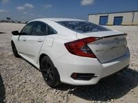 Używany Honda Civic Sport 158 KM (116 kW) 2019 Biały Sedan/Limuzyna