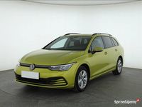 Używany VW Golf VIII 2021 Żółty Kombi