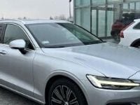 używany Volvo V60 II 2.0 benzyna 190KM 2020r Aut. Wersja Inscription