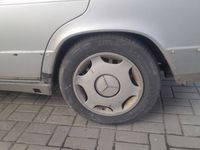 używany Mercedes E250 190 w 201 D 2.5 diesel