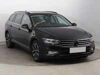 Używany VW Passat 190 KM (139 kW) 2022 Czarny Kombi
