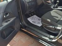 używany Toyota Avensis 2009