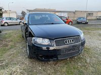 używany Audi A3 A3 2004r.8P 1,6 Benzyna Climatronik/Alusy Zimowe o…