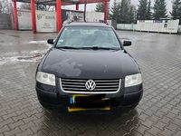 Używany VW Passat 2001 Czarny Kombi