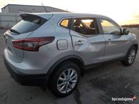 używany Nissan Rogue 