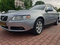 Używany Volvo V70 146 KM (107 kW) 2009 Srebrny Kombi