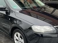 Używany Skoda Rapid 90 KM (66 kW) 2013 Inny kolor Hatchback