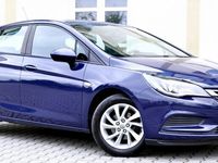 Używany Opel Astra 105 KM (77 kW) 2016 Niebieski Hatchback