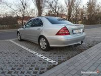 używany Mercedes C200 w2032.2CDI AVANTGARDE C klasa