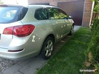 używany Opel Astra Sport Turer idealny do LPG