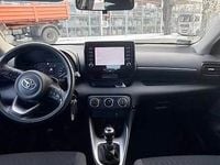 Używany Toyota Yaris 2021 Szary Hatchback