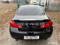 używany Infiniti G37 