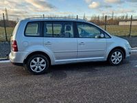 używany VW Touran 2.0TDi 140KM 2007r AUTOMAT Klima Navi Duży Wyświetlacz T…
