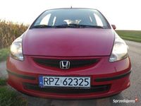 Używany Honda Jazz 78 KM (57 kW) 2005 Czerwony Hatchback