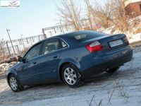 Używany Audi A4 S-Line 172 KM (126 kW) 2001 Niebieski (metalik) Sedan/Limuzyna