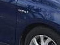 Używany Toyota Auris Hybrid 136 KM (100 kW) 2018 Niebieski Hatchback