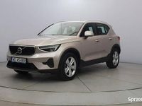 Używany Volvo XC40 Core 163 KM (119 kW) 2023 Beżowy SUV
