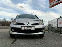 używany Renault Clio 1.1dm 75KM 2006r. 180 210km