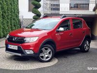 Używany Dacia Sandero Stepway 90 KM (66 kW) 2017 Bordowy (metalik) Hatchback