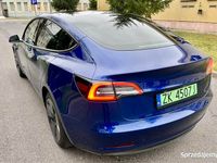 Używany Tesla Model 3 Long Range RWD 2021 Niebieski Sedan/Limuzyna