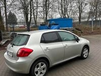 Używany Toyota Auris 2009 Srebrny Hatchback