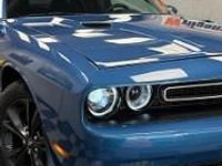 Używany Dodge Challenger 305 KM (224 kW) 2022 Niebieski Coupe