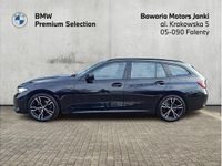 Używany BMW 320 Comfort Edition 190 KM (139 kW) 2022 Czarny szafir metalizowany Kombi