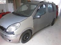 używany Toyota Yaris 1.3dm 87KM 2003r. 180 000km