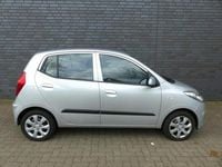 Używany Hyundai i10 2013 Żółtozłoty Hatchback