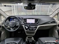 Używany Chrysler Pacifica Touring 2022 Van