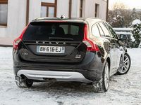 Używany Volvo V60 R-Design 163 KM (119 kW) 2012 Czarny Kombi