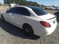 Używany Mercedes C300 255 KM (187 kW) 2019 Biały Sedan/Limuzyna