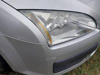 Używany Ford Focus 2006 Srebrny Hatchback