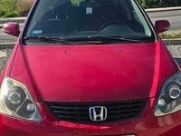 Używany Honda Civic 90 KM (66 kW) 2004 Czerwony Hatchback