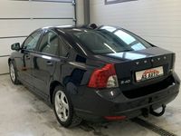 Używany Volvo S40 Momentum 115 KM (84 kW) 2011 Czarny Sedan/Limuzyna