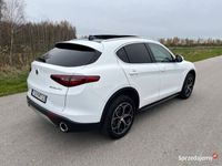 używany Alfa Romeo Stelvio Q4 bogato wyposażona