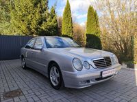 Używany Mercedes E240 Avantgarde 170 KM (125 kW) 2001 Srebrny Sedan/Limuzyna