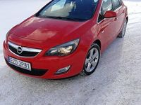 Używany Opel Astra 2010 Czerwony Hatchback