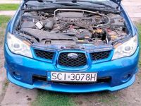 używany Subaru Impreza niebieski