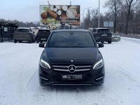 Używany Mercedes B180 122 KM (89 kW) 2015 Czarny Minivan