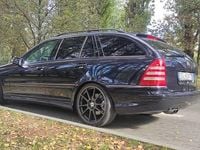 używany Mercedes C32 AMG 
