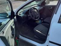 używany Opel Corsa C Njoy 1.7TD 2003r z klimatyzacją