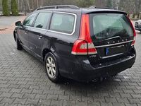 Używany Volvo V70 181 KM (133 kW) 2014 Czarny Kombi