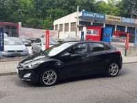 Używany Hyundai i30 90 KM (66 kW) 2013 Czarny Hatchback