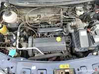 Używany Land Rover Freelander 2000 Niebieski SUV