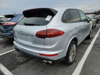 używany Porsche Cayenne 3dm 415KM 2017r. 118 000km