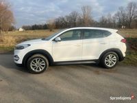 Używany Hyundai Tucson 116 KM (85 kW) 2015 Biały SUV