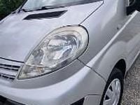 używany Nissan Primastar 2.0 DCI 90 KM 9 Osobowy niski przebieg duza Navi bardzo zadbany