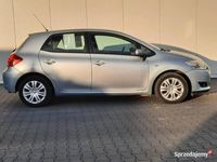 używany Toyota Auris 