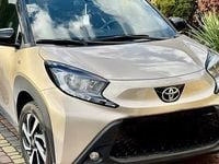 Używany Toyota Aygo X Style 72 KM (52 kW) 2024 Złoty SUV